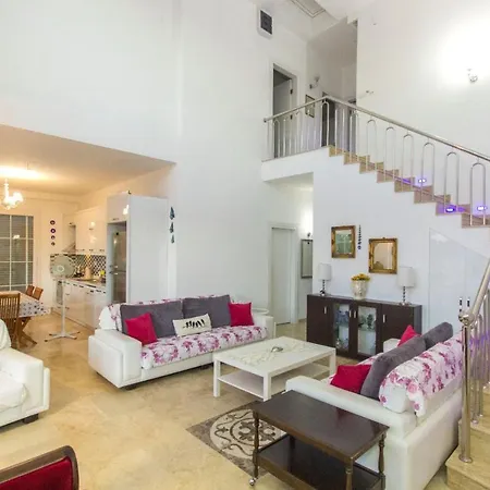 Lux Tas Villa Çeşme